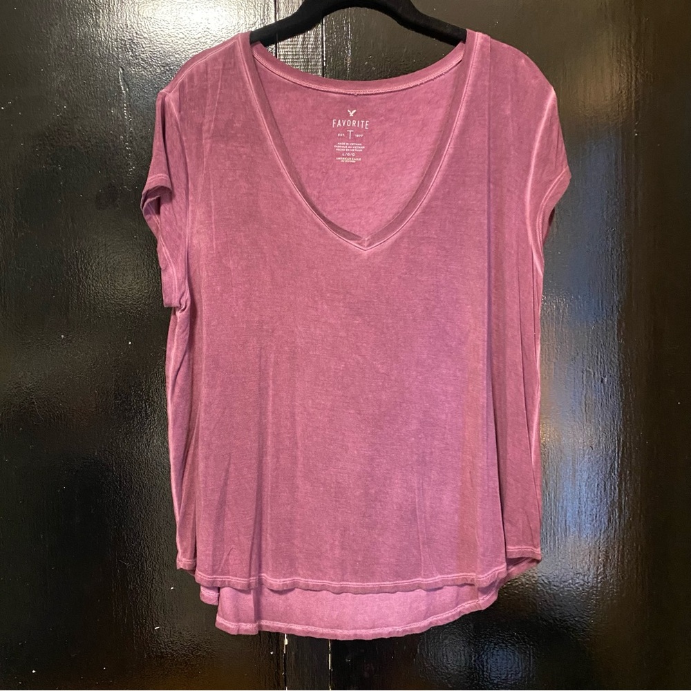 American Eagle Outfitters Mauve Short Sleeve Tee